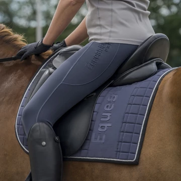 EQUESTRAN PRO díjlovas nyeregalátét póni méret