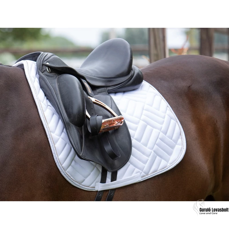 EQS Burgundy nyeregalátét Harry's Horse fehér